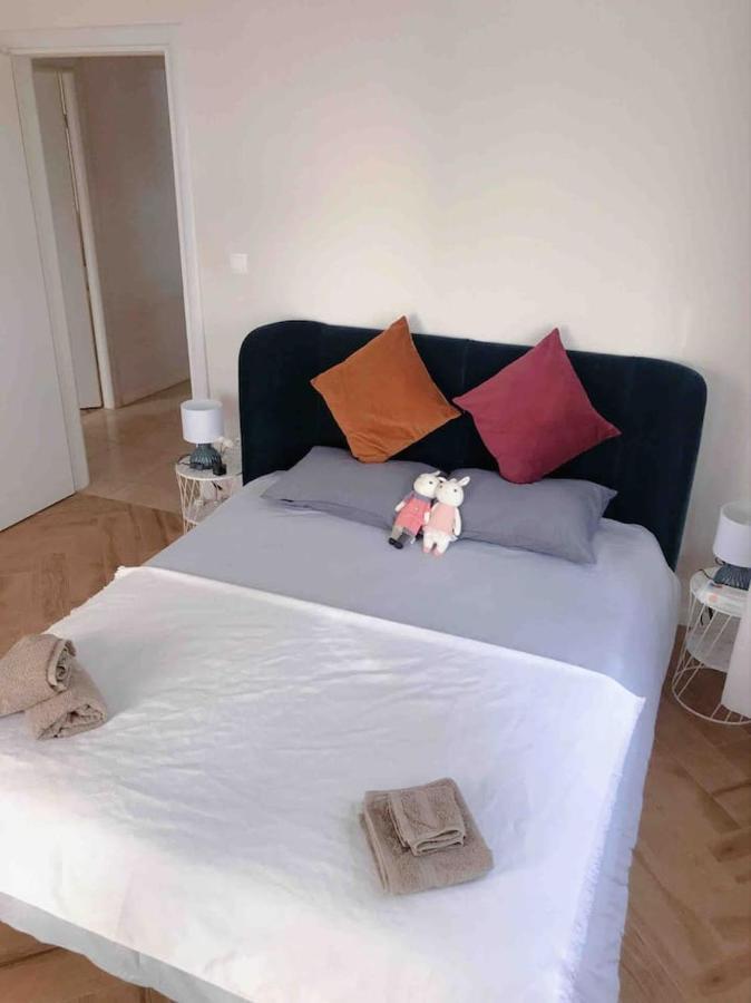 Paleo Faliro Athens Fully Equipped 2 Bedrooms 90 Sqm Big Apartment 200M To Free Beach Exterior photo